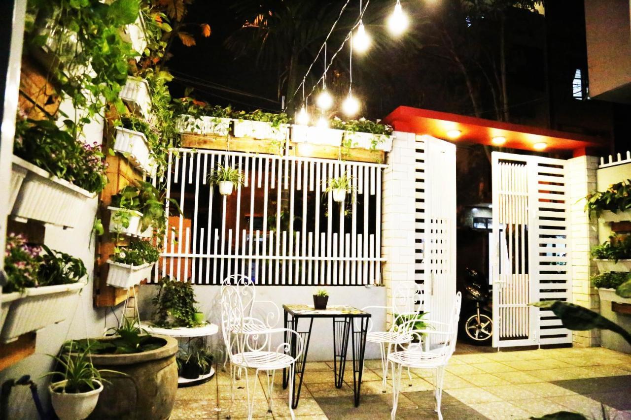 Shjmily House Bed & Breakfast Дананг Екстериор снимка