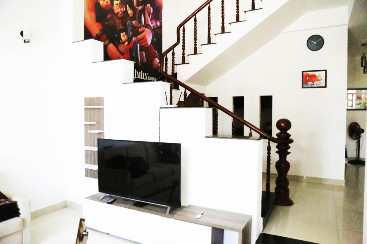 Shjmily House Bed & Breakfast Дананг Екстериор снимка